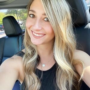 Meet your Posher, Kelsey